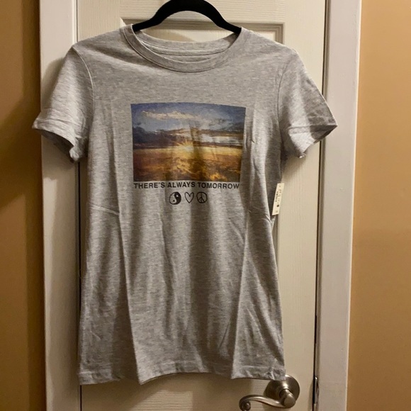SALE FREE STATE (There’s always tomorrow) Tee SzS NWT - Picture 2 of 6